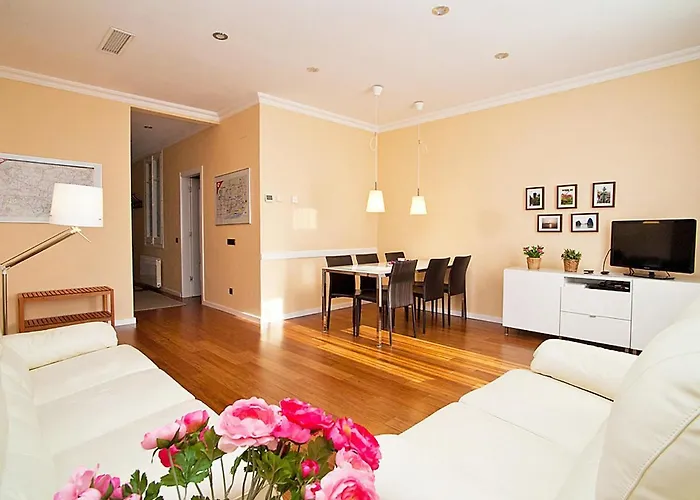 Eixample Esquerre Gran Via Balmes By Interhome شقة